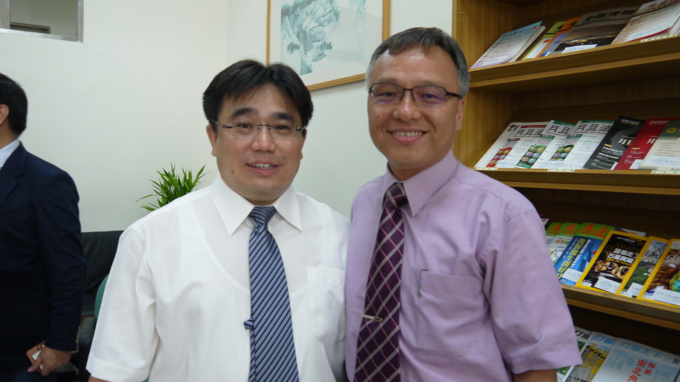105627第六.七屆理事長交接照片 (4)